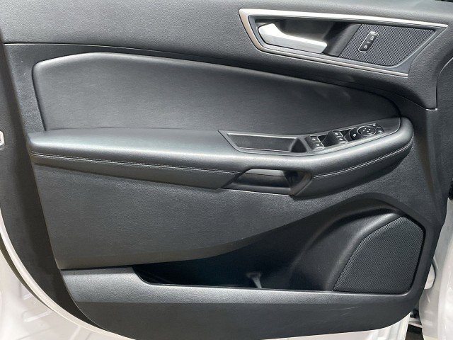 Used 2024 Ford Edge SEL image 13