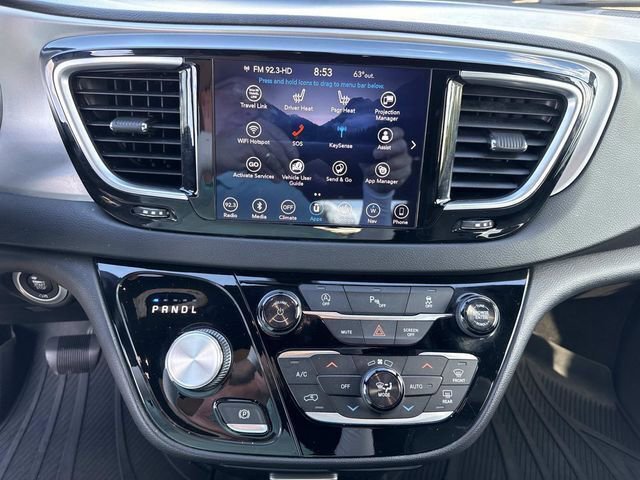 Used 2018 Chrysler Pacifica Touring-L Plus FWD image 28