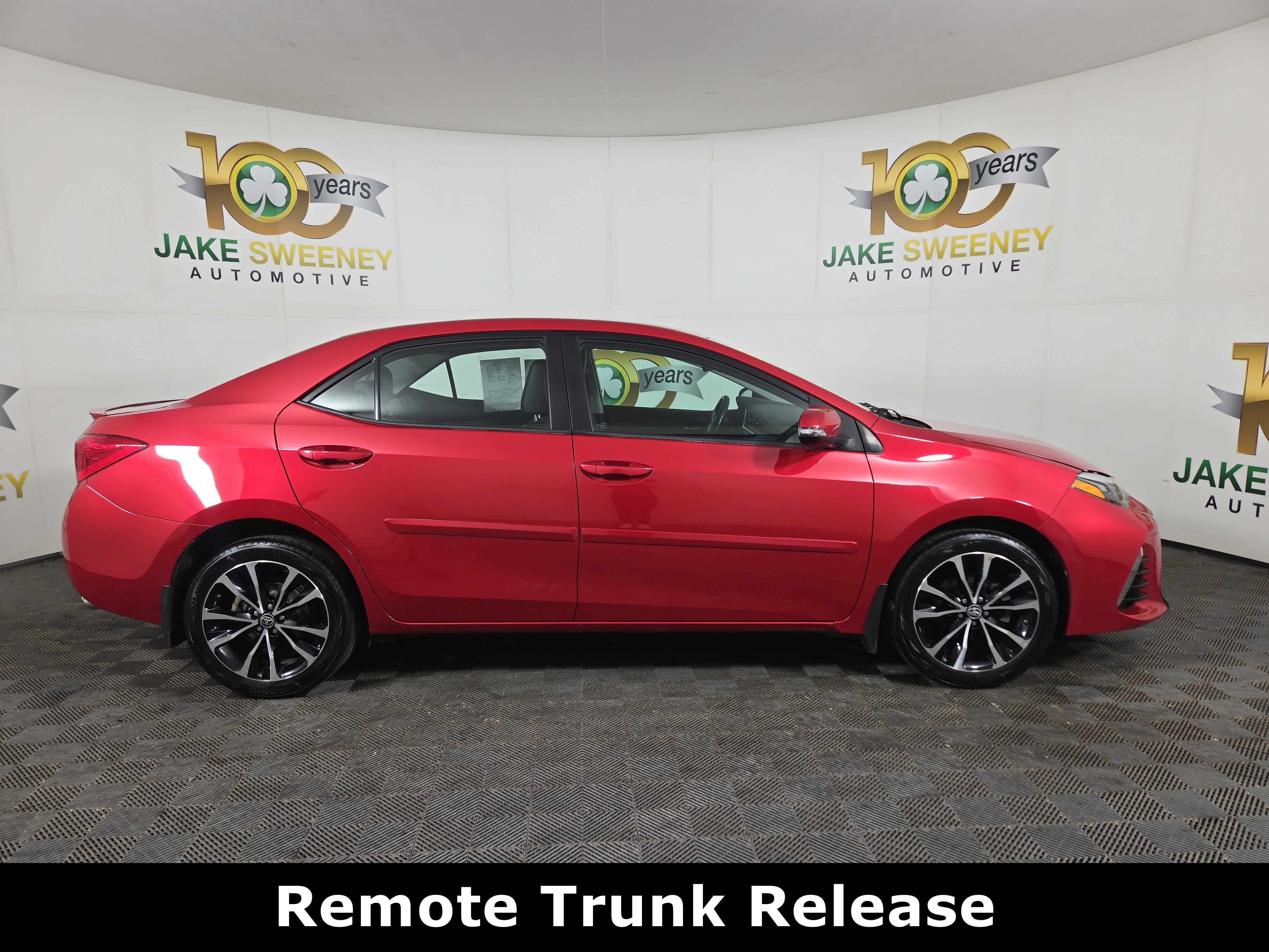 Used 2018 Toyota Corolla L image 10