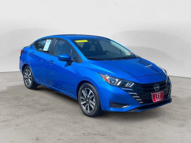 Used 2024 Nissan Versa SV FWD image 7