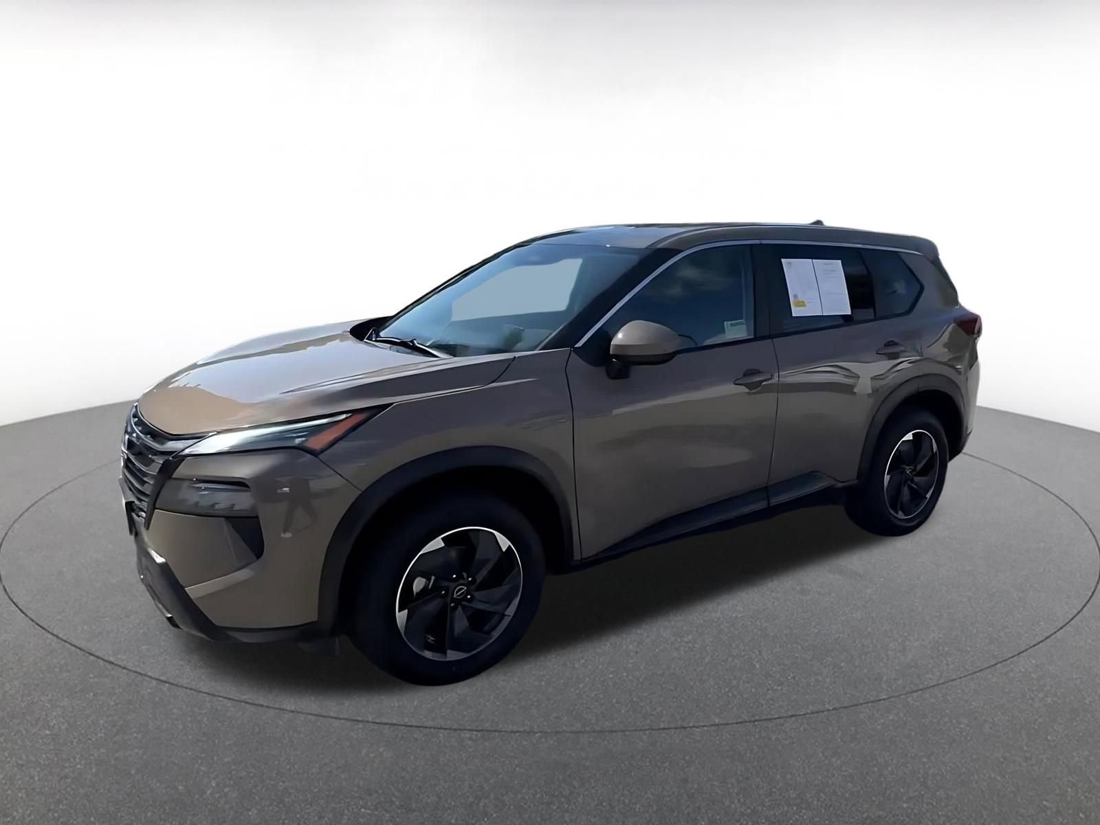 Used 2025 Nissan Rogue SV AWD/4WD image 8
