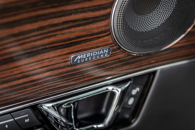Used 2019 Jaguar XJ R-Sport image 49