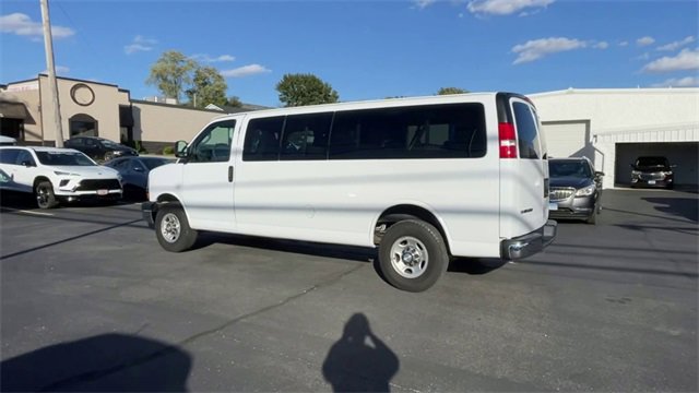 Used 2020 Chevrolet Express 3500 LT w/ LT Preferred Equipment Group image 6