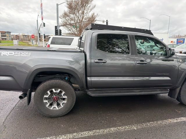 Certified 2022 Toyota Tacoma TRD Off-Road w/ Technology Package image 7