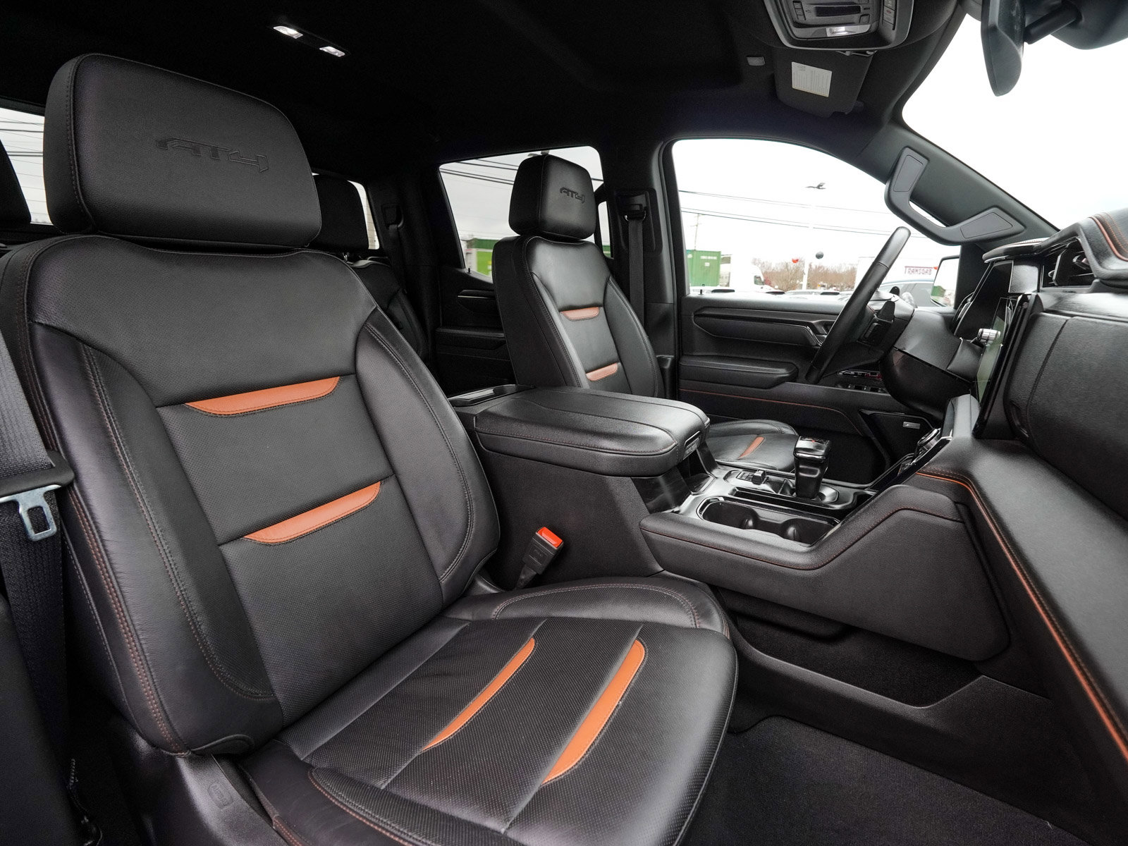 Used 2025 GMC Sierra 1500 AT4 w/ AT4 Premium Package image 43