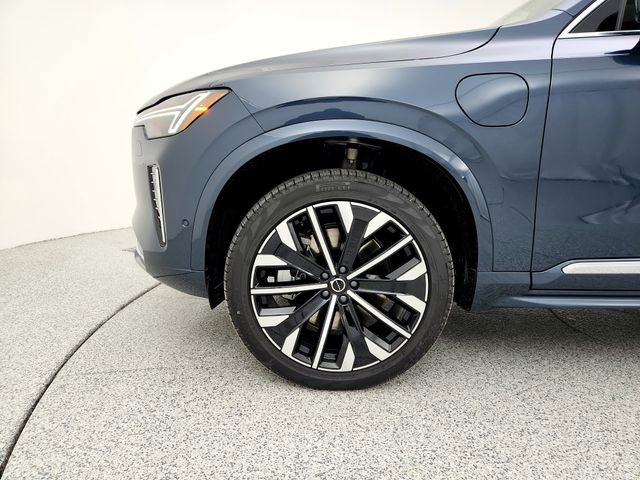New 2026 Volvo XC90 T8 Plus w/ Protection Package Premier image 26