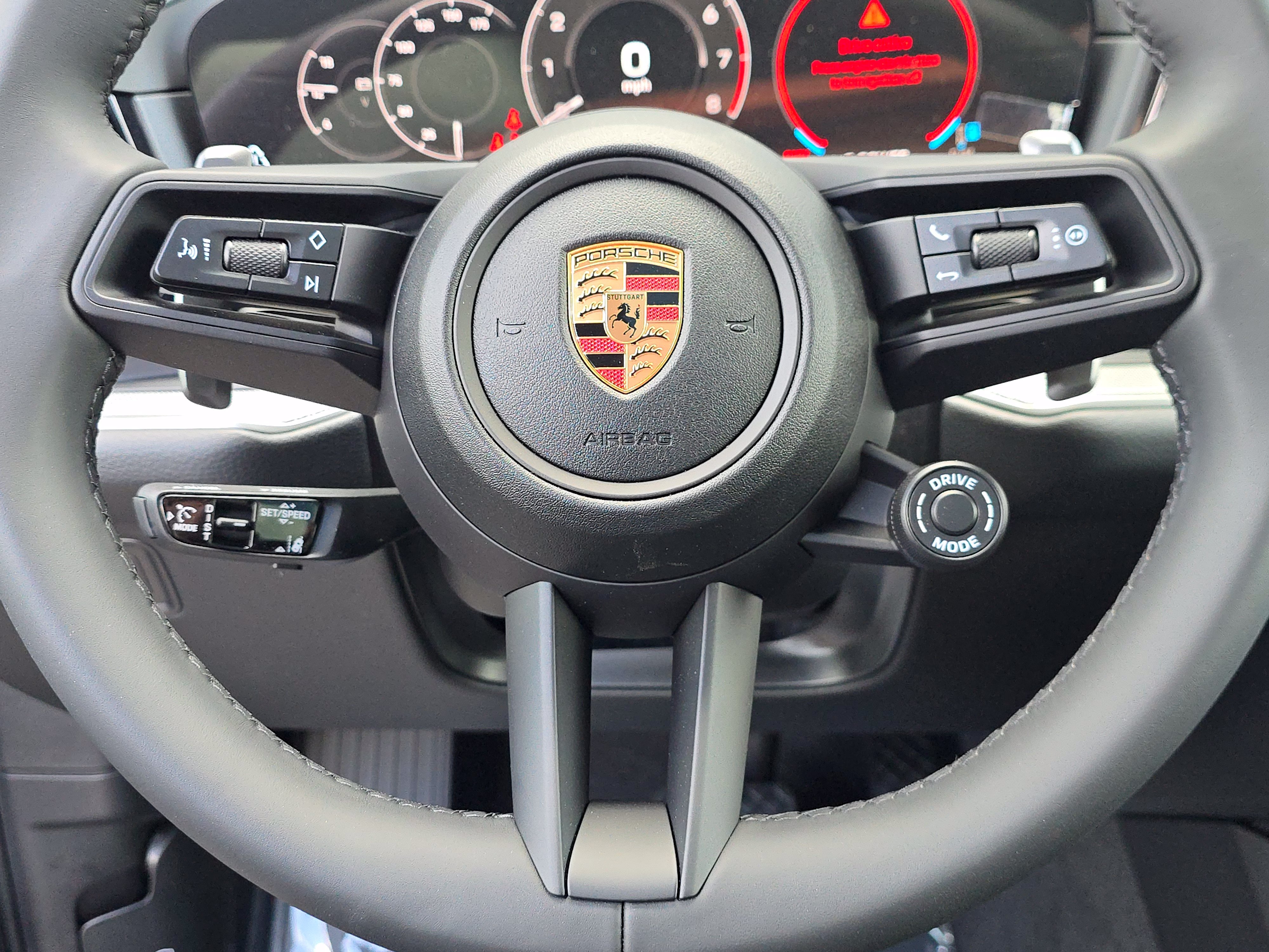 New 2026 Porsche Cayenne E-Hybrid AWD/4WD image 18