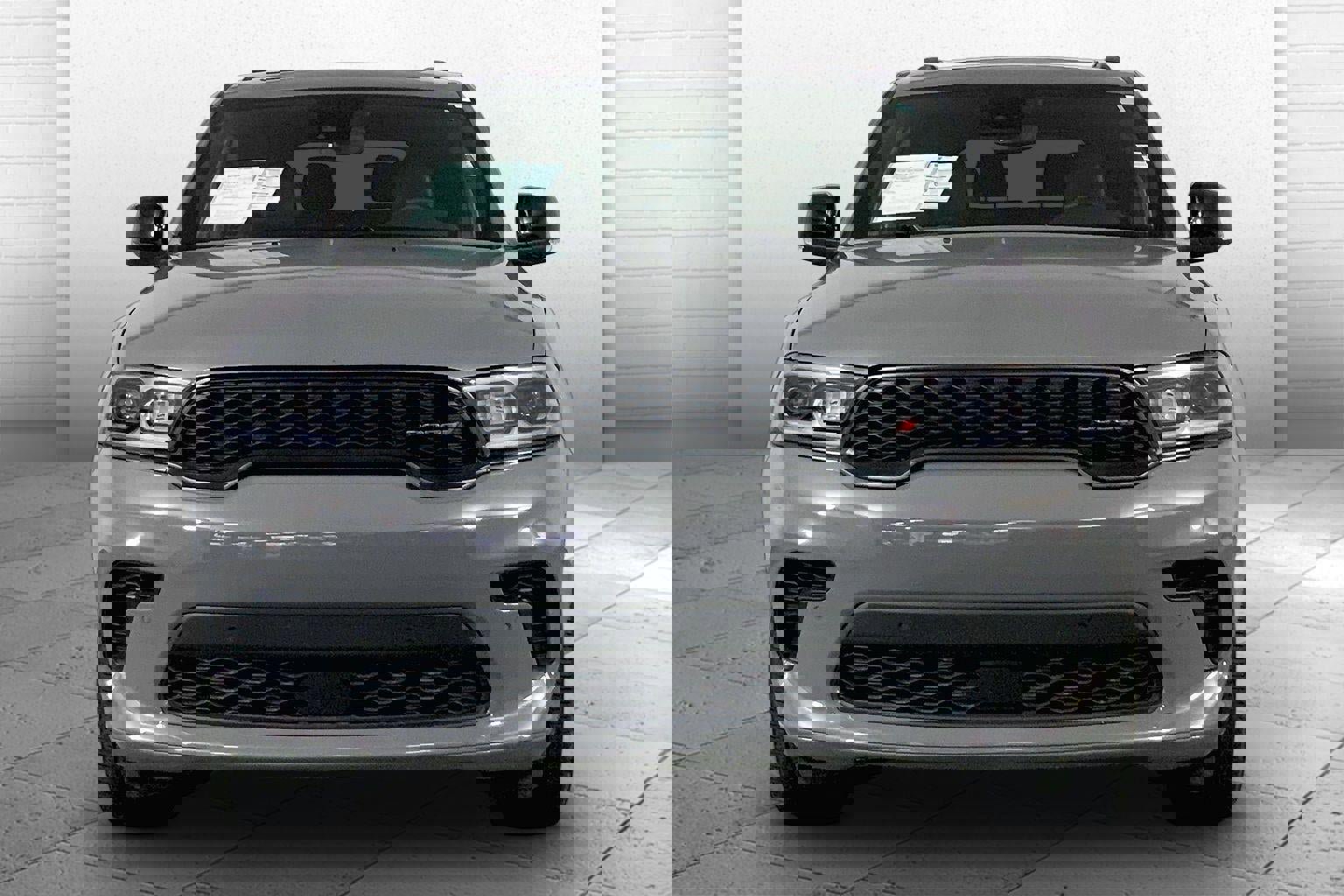 Used 2025 Dodge Durango GT image 2