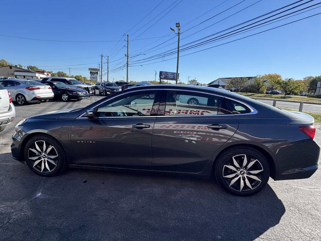 Used 2017 Chevrolet Malibu LT w/ Leather Package image 3