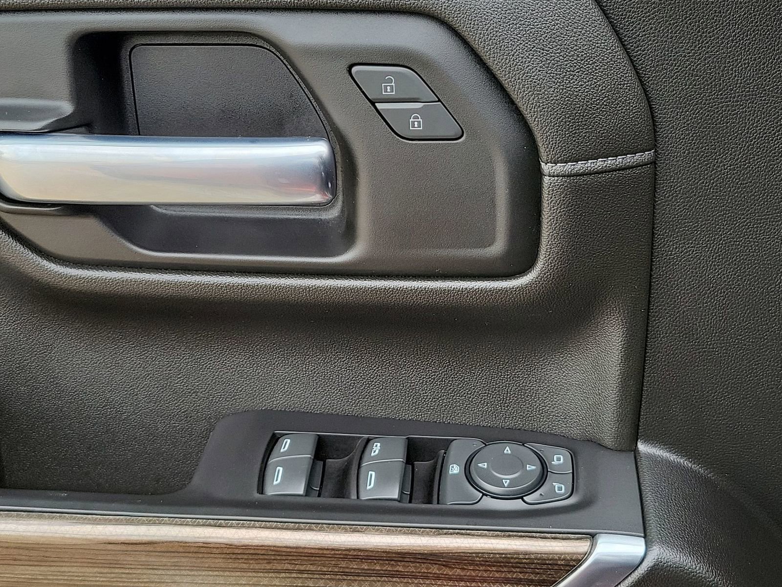 Certified 2022 Chevrolet Silverado 1500 LT Trail Boss w/ Bed Protection Package AWD/4WD image 22