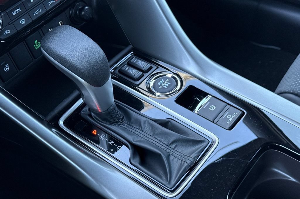 New 2026 Mitsubishi Eclipse Cross AWD image 21