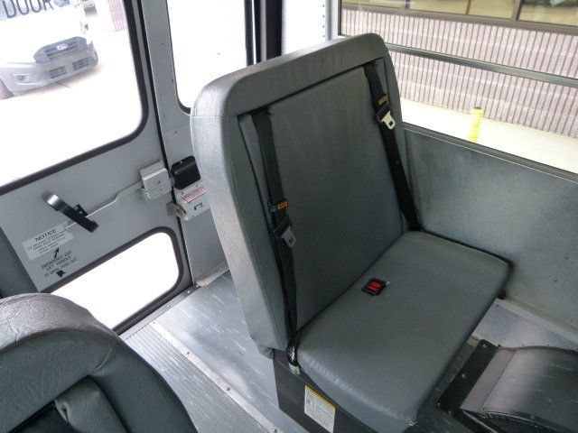 Used 2007 Chevrolet Express 3500 w/ School Bus Package RWD image 22