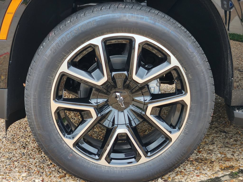 New 2026 Chevrolet Tahoe RST w/ Comfort Package AWD/4WD image 9