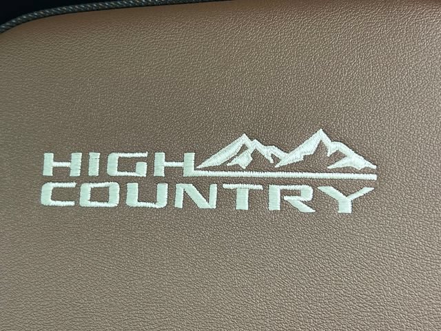 New 2026 Chevrolet Tahoe High Country AWD/4WD image 13