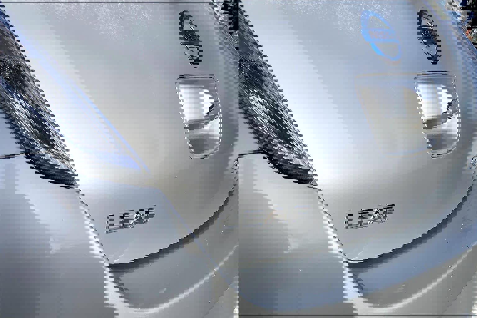 Used 2012 Nissan Leaf SL image 30