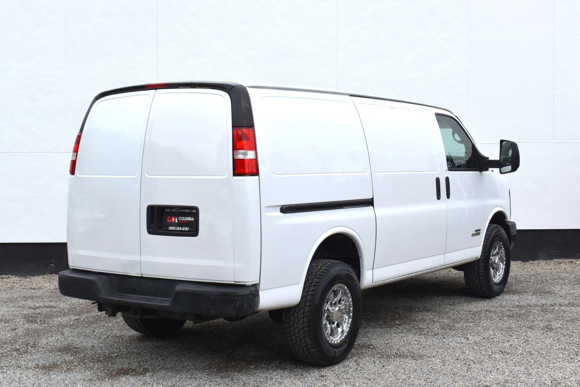 Used 2006 Chevrolet Express 3500 RWD image 38