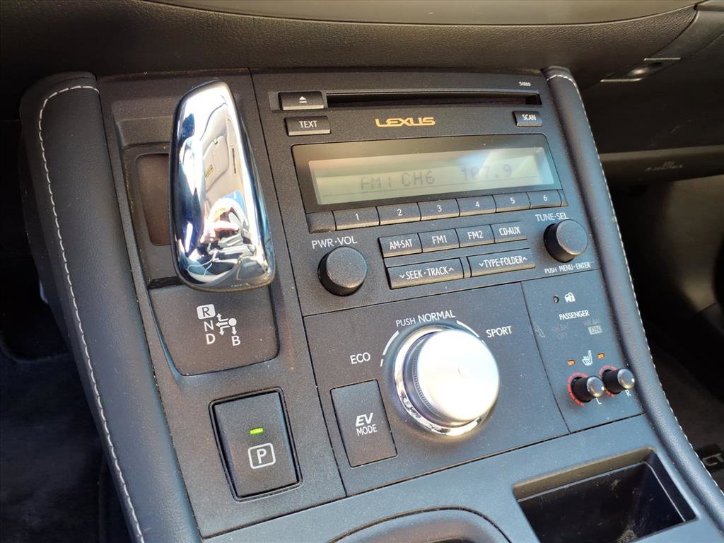 Used 2012 Lexus CT 200h Premium image 25