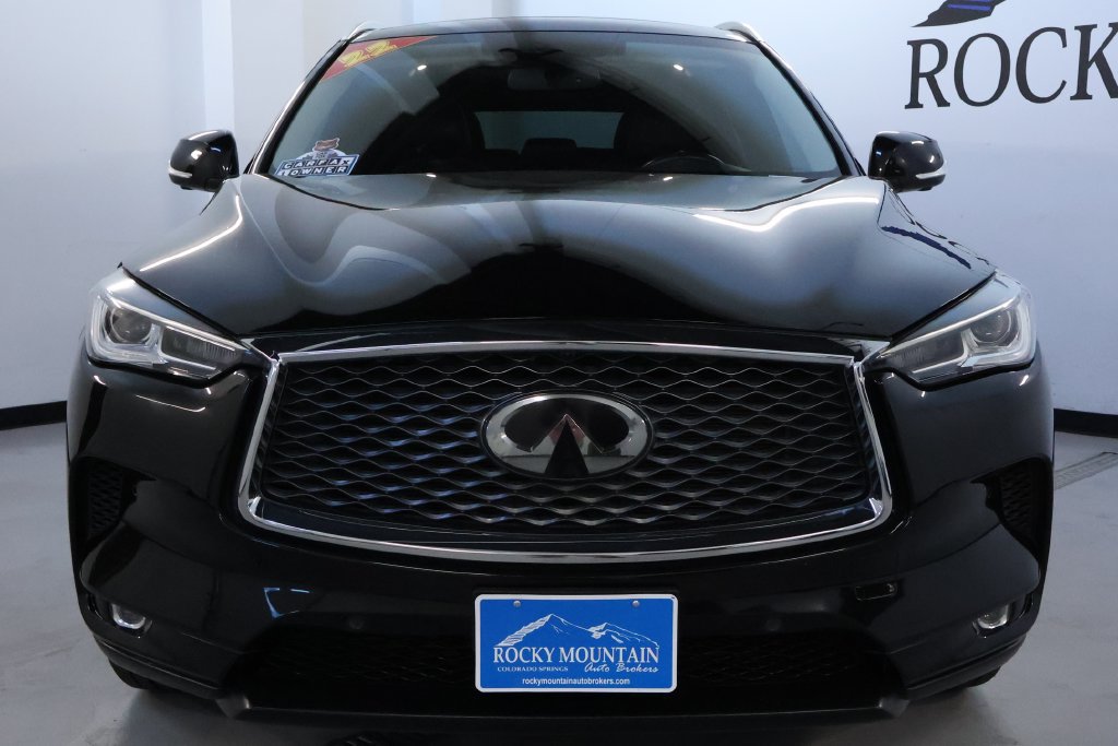 Used 2022 INFINITI QX50 Essential AWD/4WD image 2