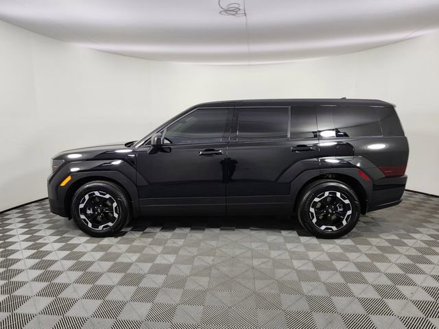 Used 2025 Hyundai Santa Fe SE image 2
