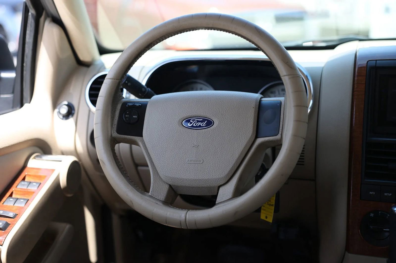 Used 2006 Ford Explorer Eddie Bauer AWD/4WD image 27