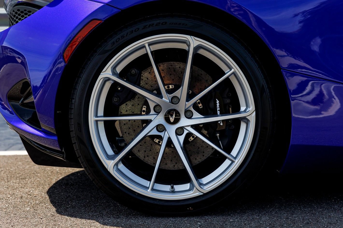 New 2026 McLaren 750S Spider RWD image 35