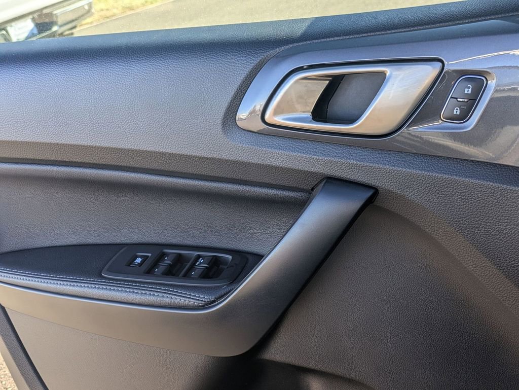 Used 2022 Ford Ranger Lariat w/ Equipment Group 501A High image 10