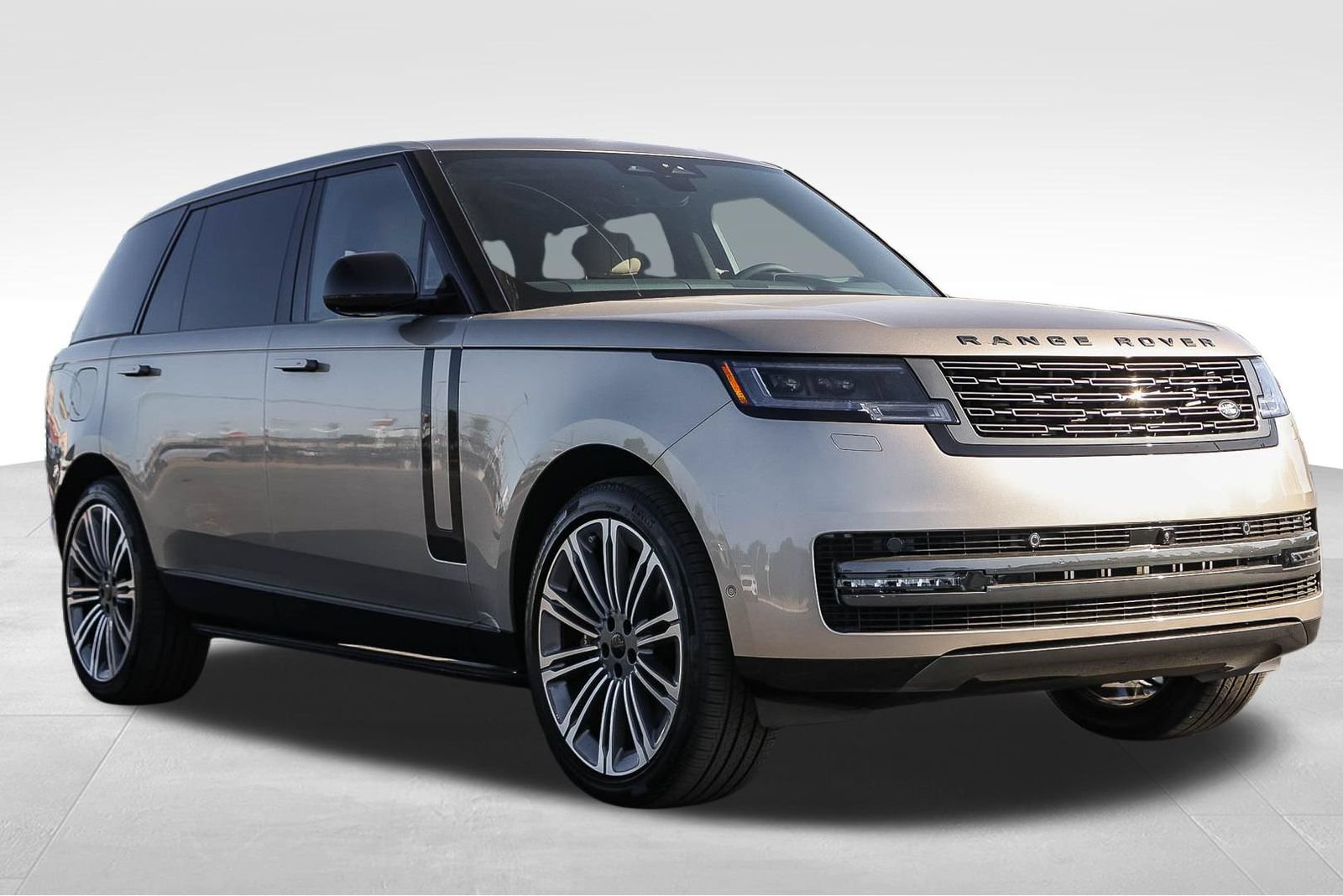 New 2026 Land Rover Range Rover Long Wheelbase SE AWD/4WD image 3