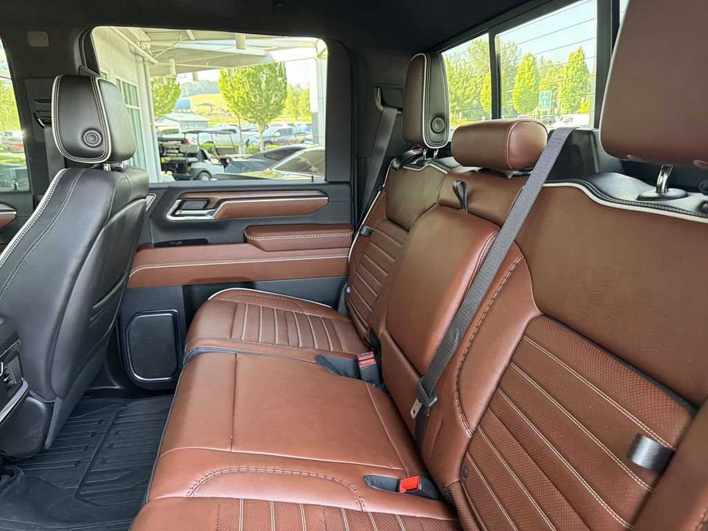 Certified 2024 GMC Sierra 3500 Denali Ultimate AWD/4WD image 27