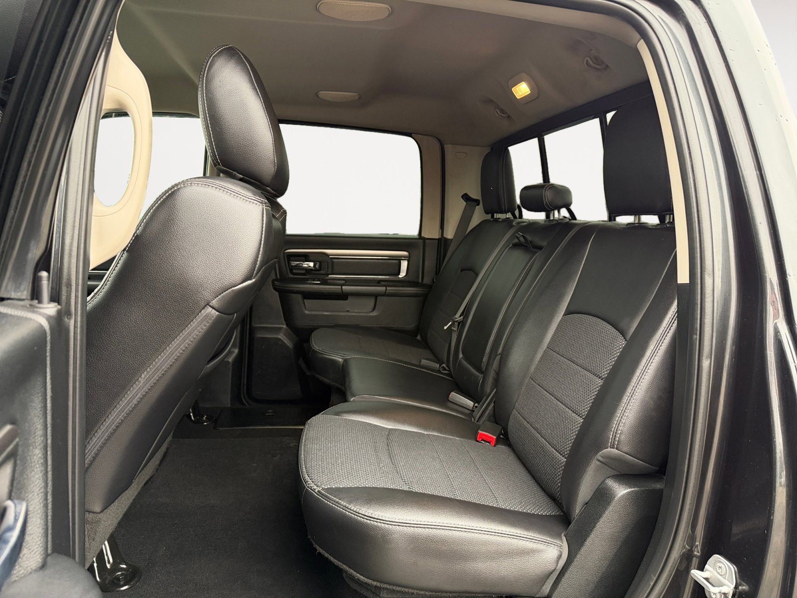 Used 2018 RAM 1500 Sport w/ Sport Premium Group image 13