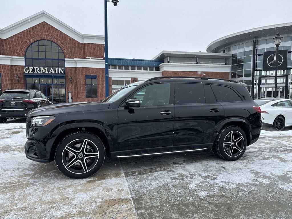 Certified 2025 Mercedes-Benz GLS 450 4MATIC image 2