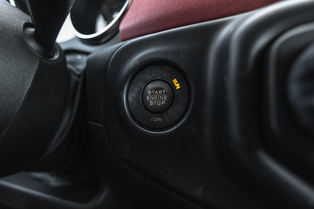Used 2023 Jeep Wrangler Unlimited Rubicon 4xe AWD/4WD image 17