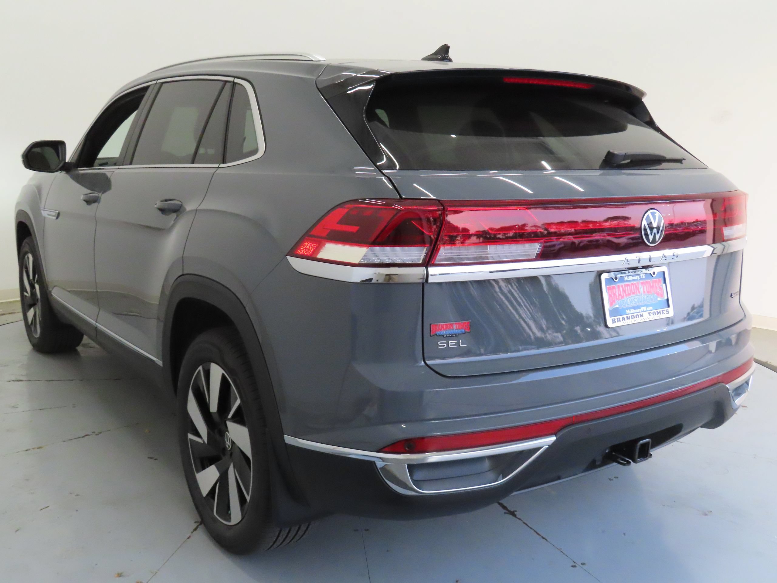 New 2026 Volkswagen Atlas Cross Sport SEL AWD/4WD image 6