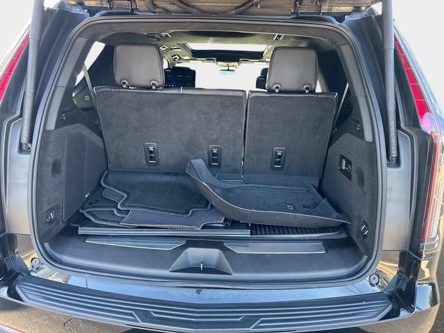 Certified 2023 Cadillac Escalade Premium Luxury Platinum AWD/4WD image 5