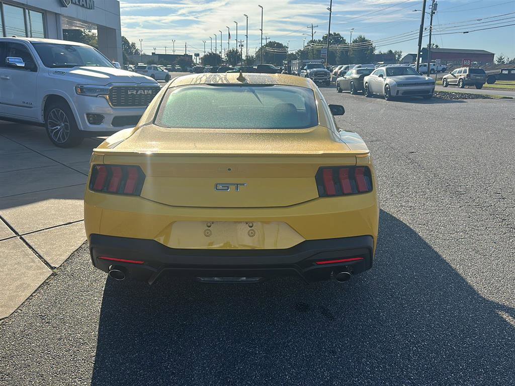 Used 2024 Ford Mustang GT image 6