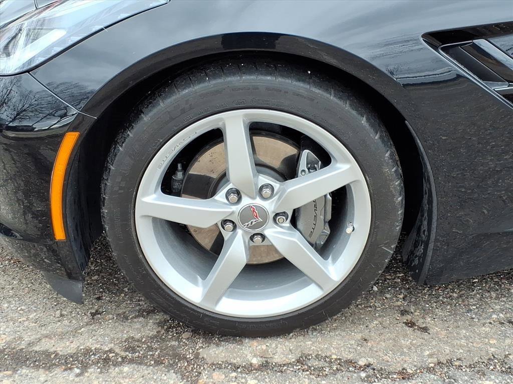 Used 2014 Chevrolet Corvette Base image 9