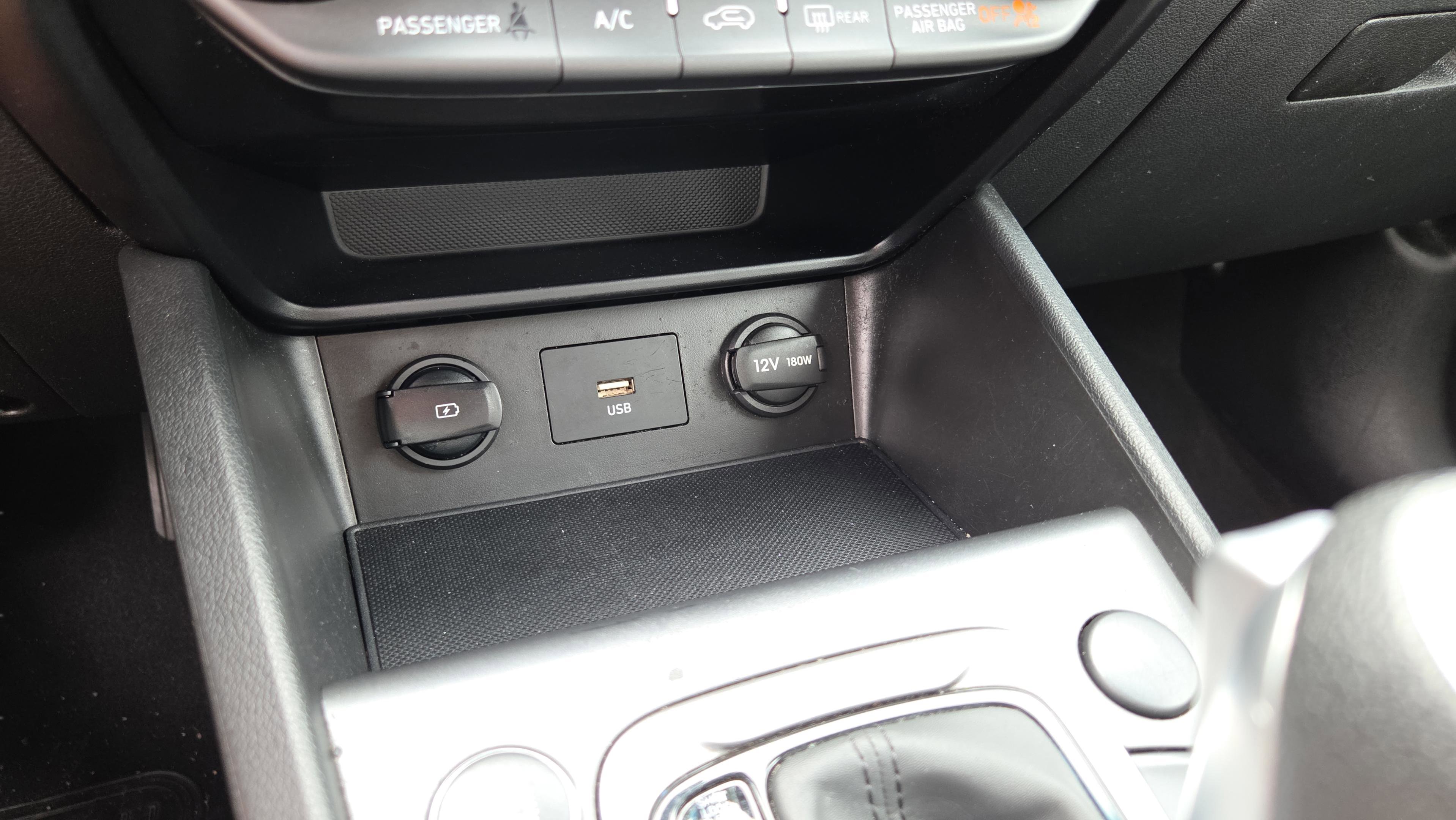 Used 2023 Hyundai Kona SEL FWD image 23