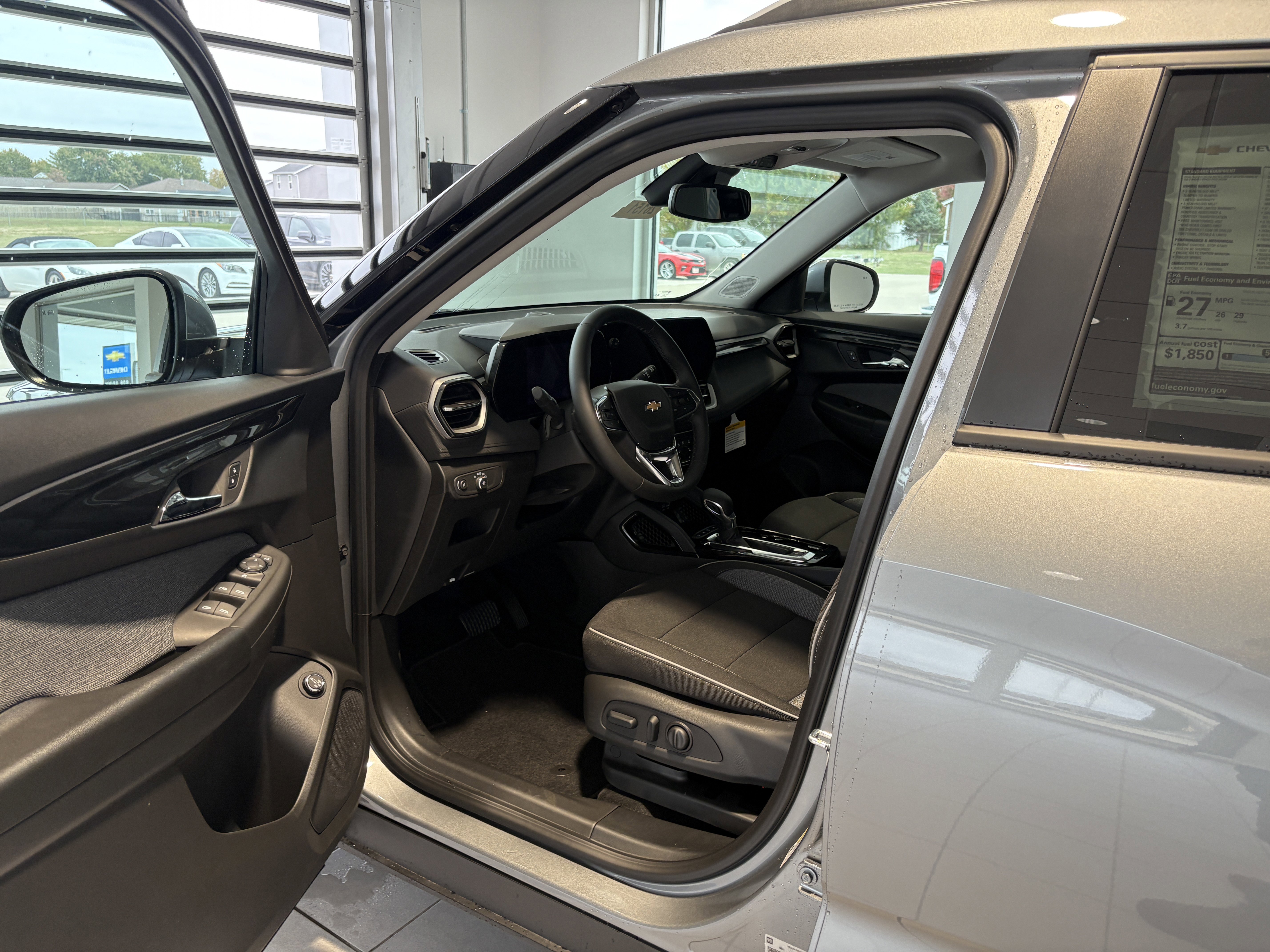 New 2026 Chevrolet TrailBlazer LT w/ Convenience Package image 9