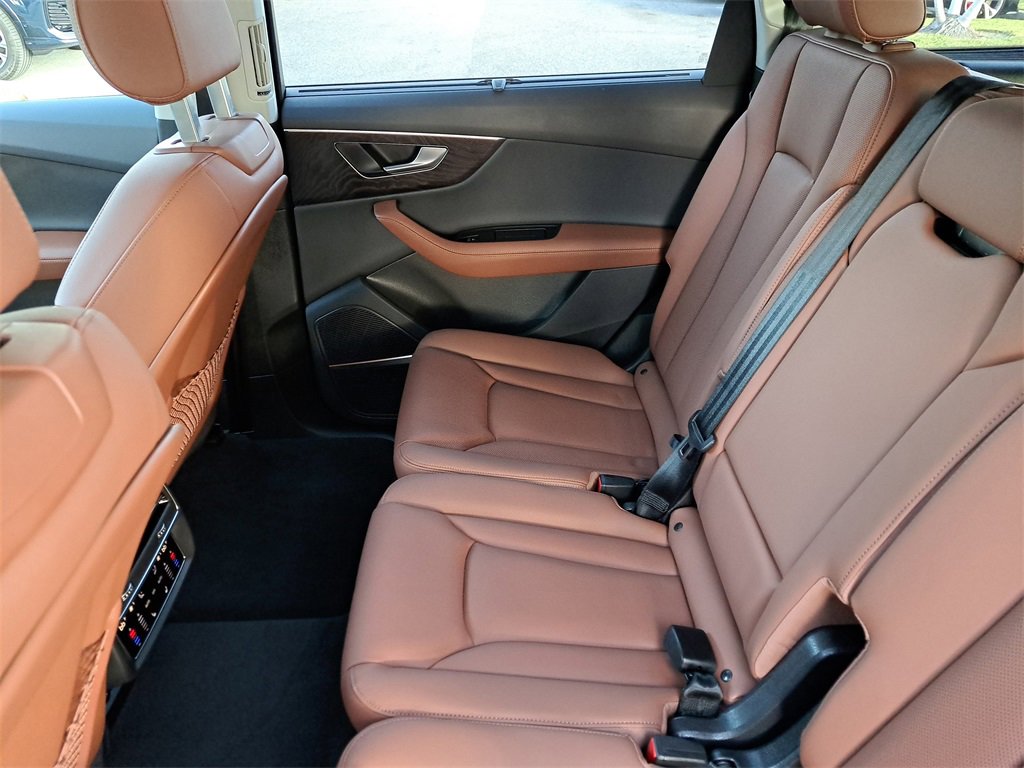 Used 2024 Audi Q7 3.0T Premium Plus w/ Premium Plus Package image 27