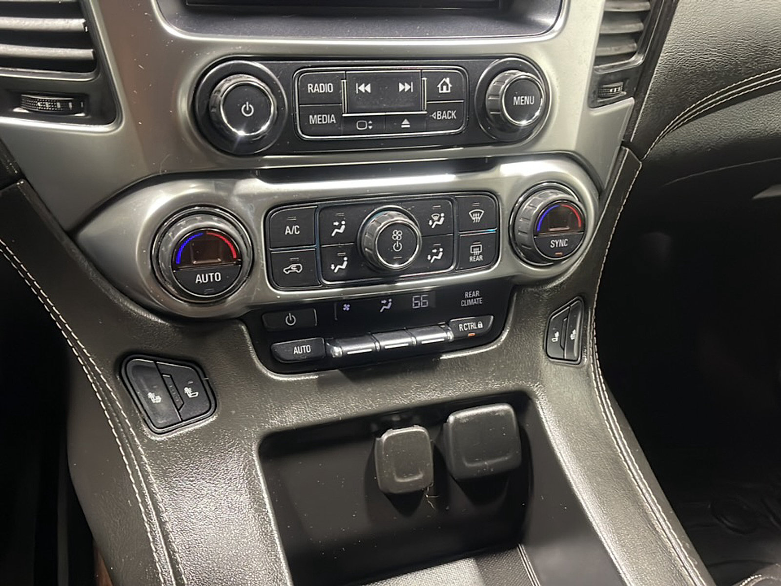 Used 2020 Chevrolet Tahoe LT w/ Max Trailering Package AWD/4WD image 10