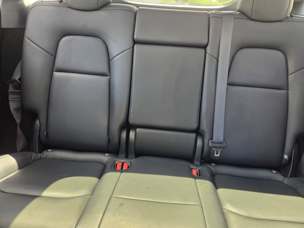 Used 2024 Tesla Model Y Long Range image 23