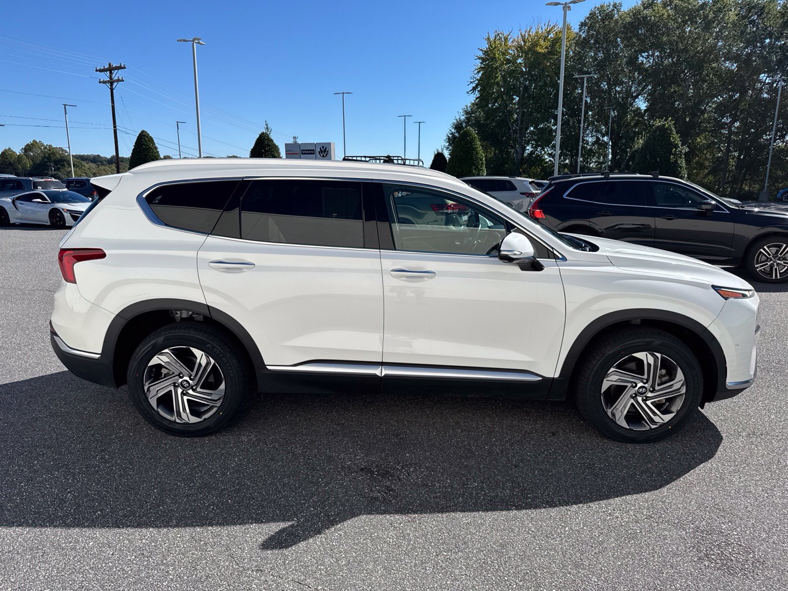 Used 2023 Hyundai Santa Fe SEL w/ Premium Package FWD image 8