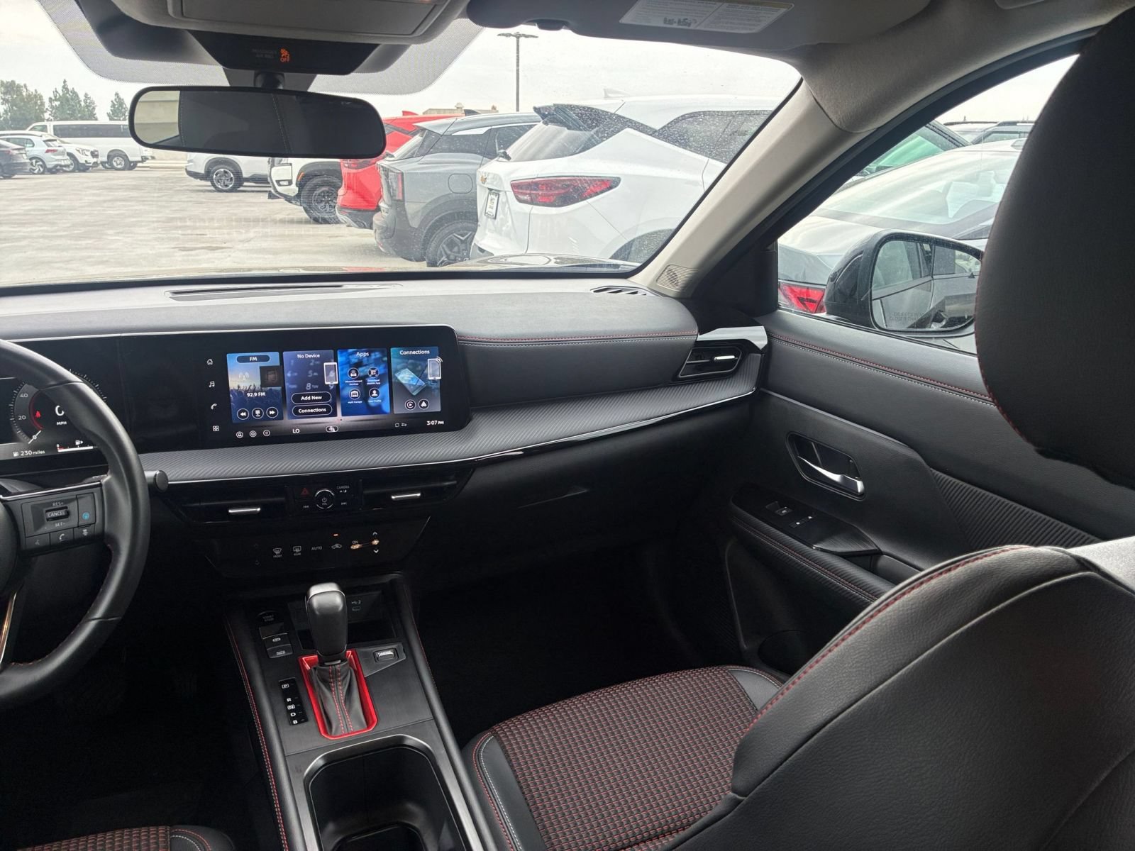 Used 2026 Nissan Kicks SR AWD/4WD image 29