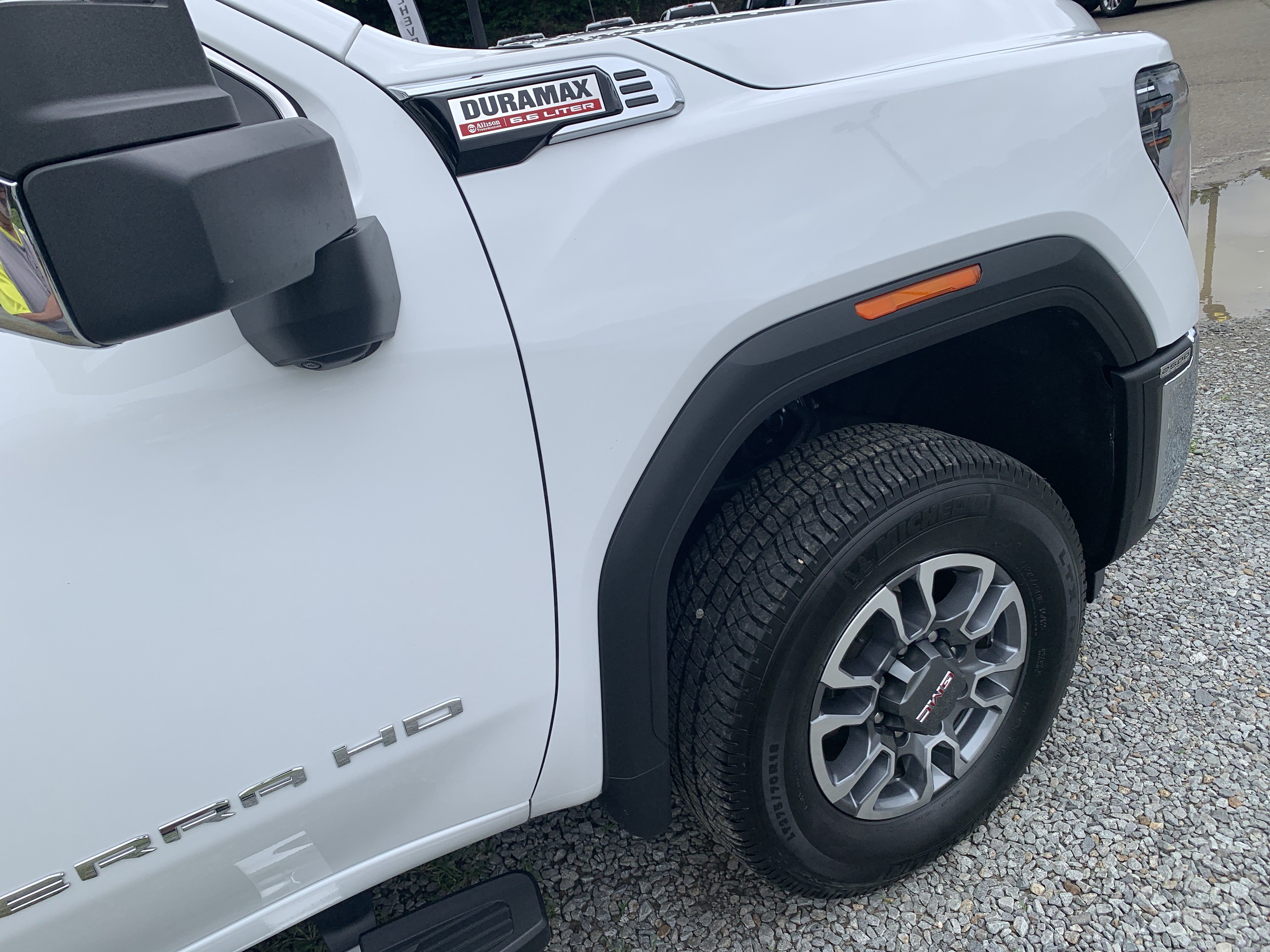 Used 2025 GMC Sierra 2500 SLT w/ SLT Premium Package AWD/4WD image 29