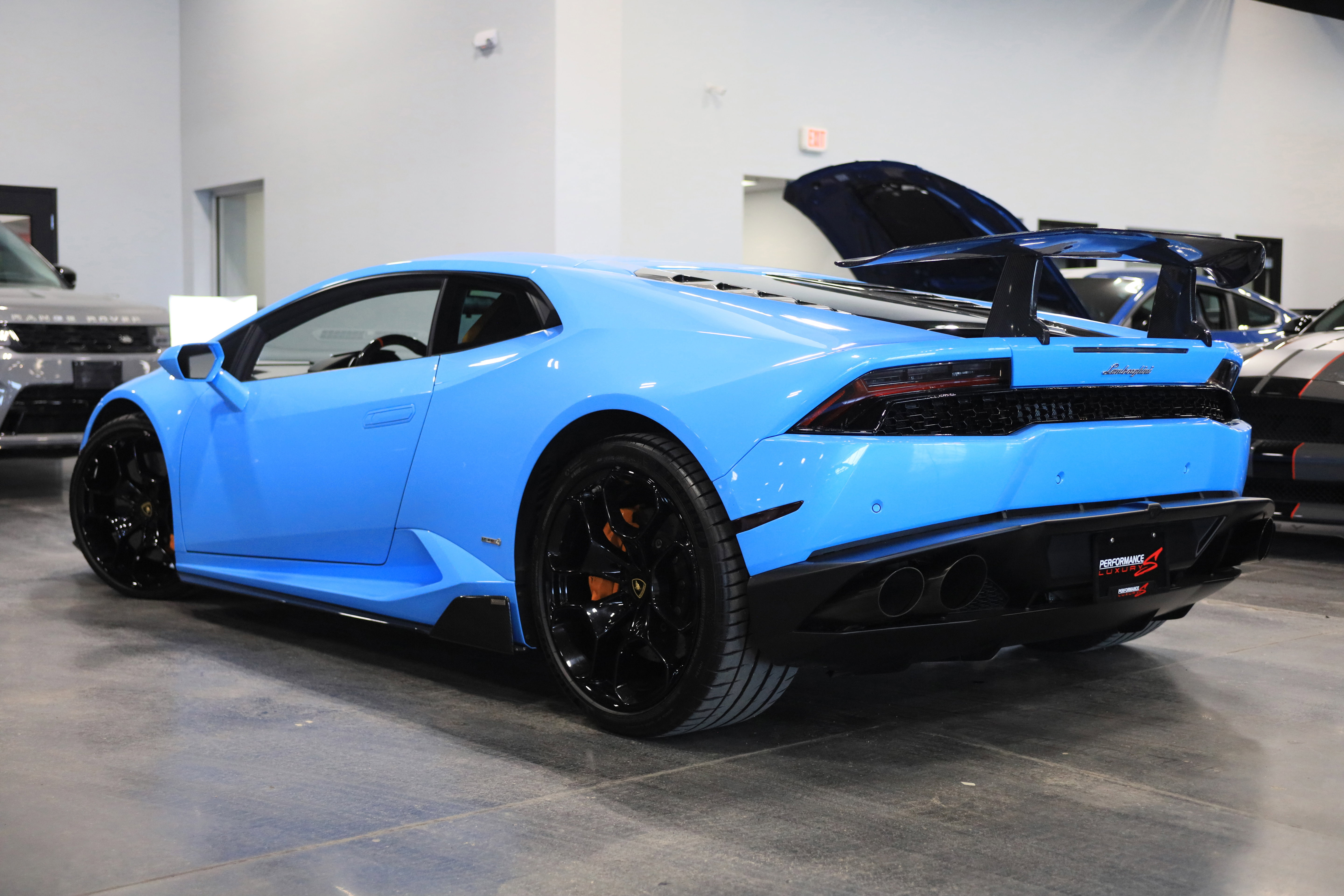Used 2016 Lamborghini Huracan LP 610-4 image 4