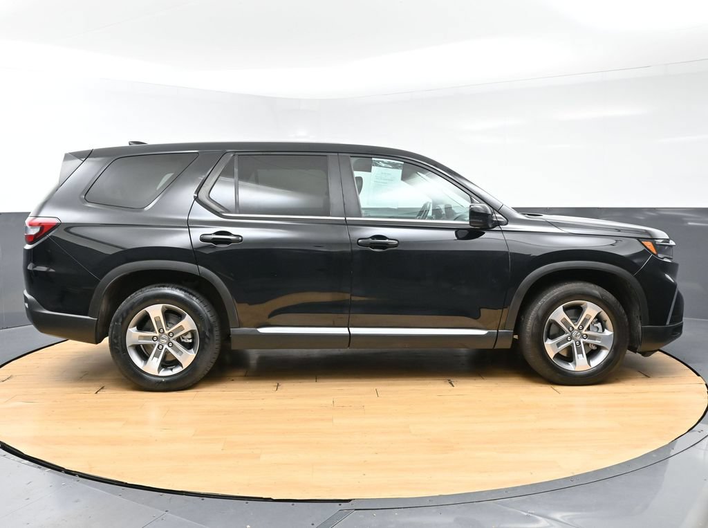 Used 2023 Honda Pilot EX-L image 8
