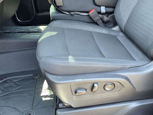 Used 2025 Chevrolet Silverado 3500 LT w/ Convenience Package AWD/4WD image 8