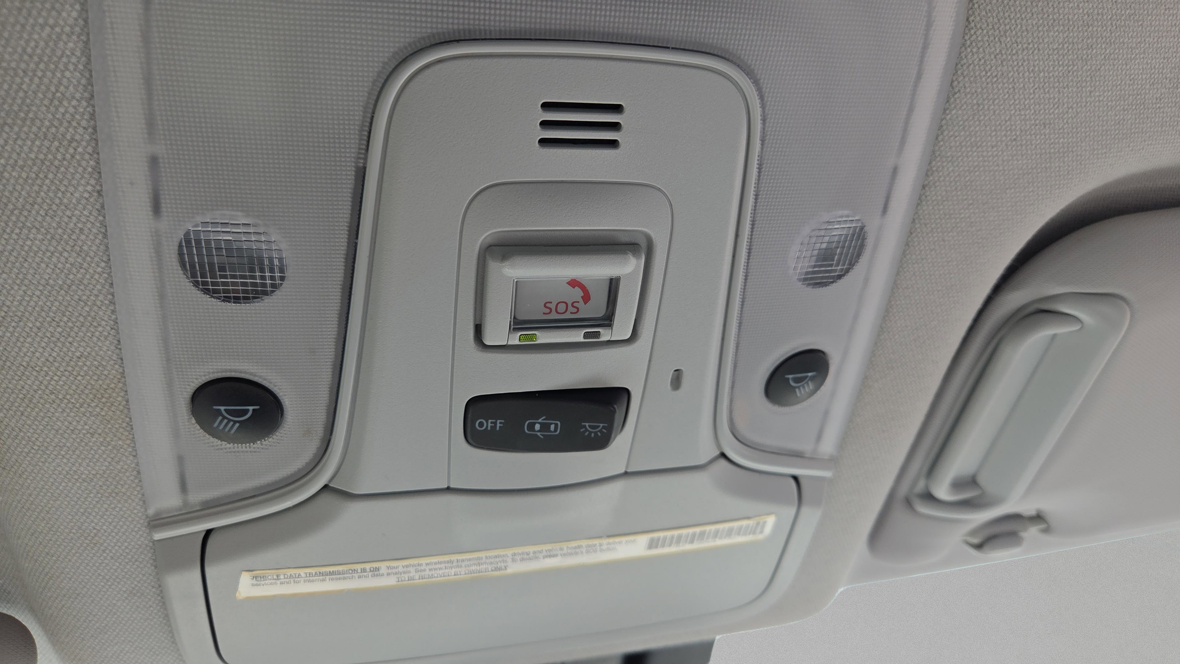 Used 2022 Toyota Prius XLE FWD image 28