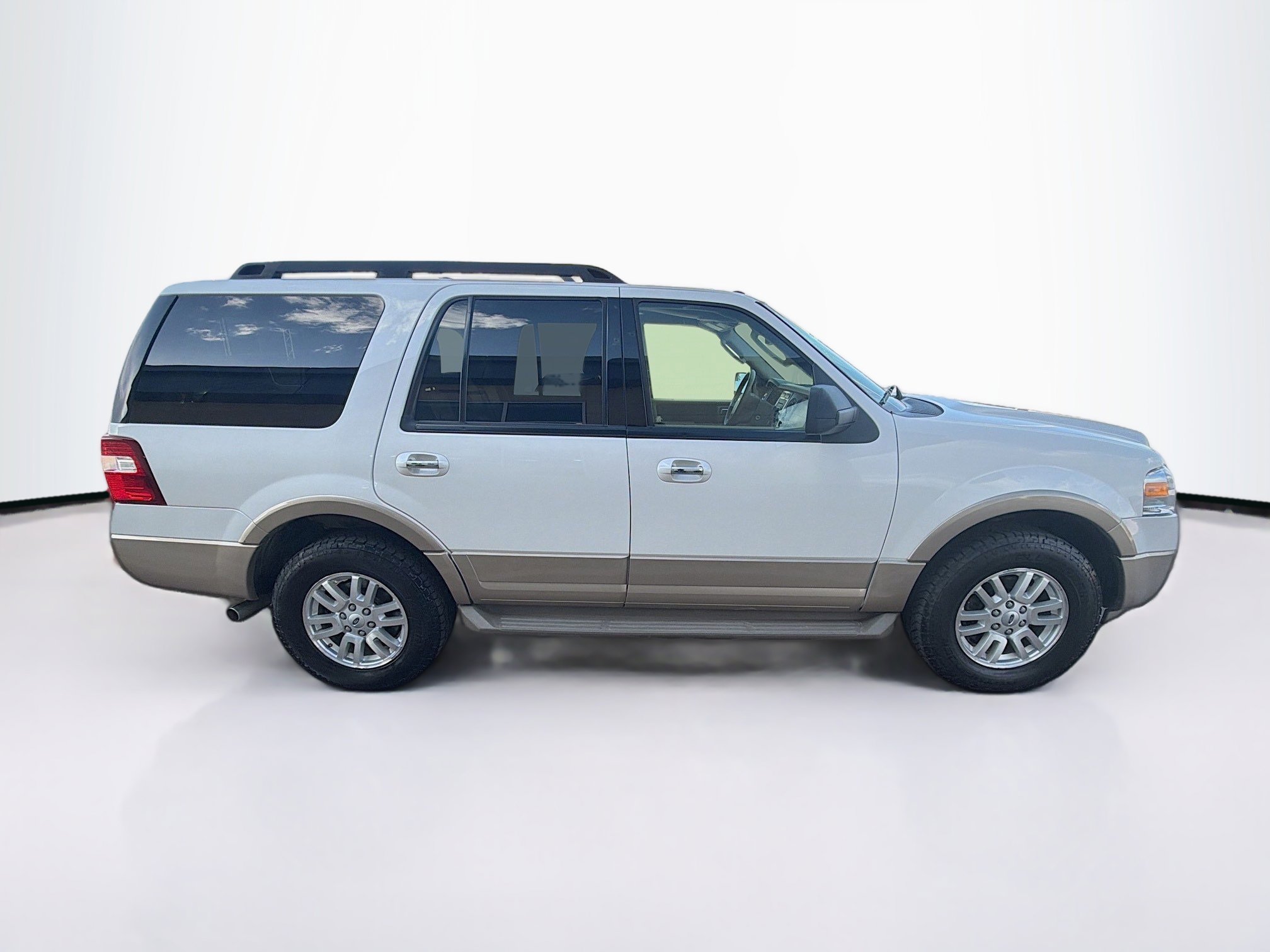 Used 2012 Ford Expedition XLT AWD/4WD image 10