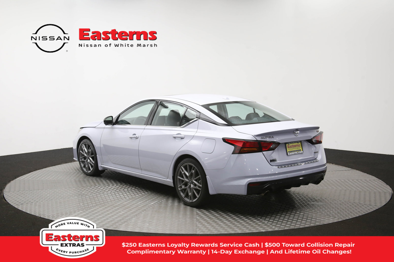 Used 2023 Nissan Altima 2.0 SR FWD image 63