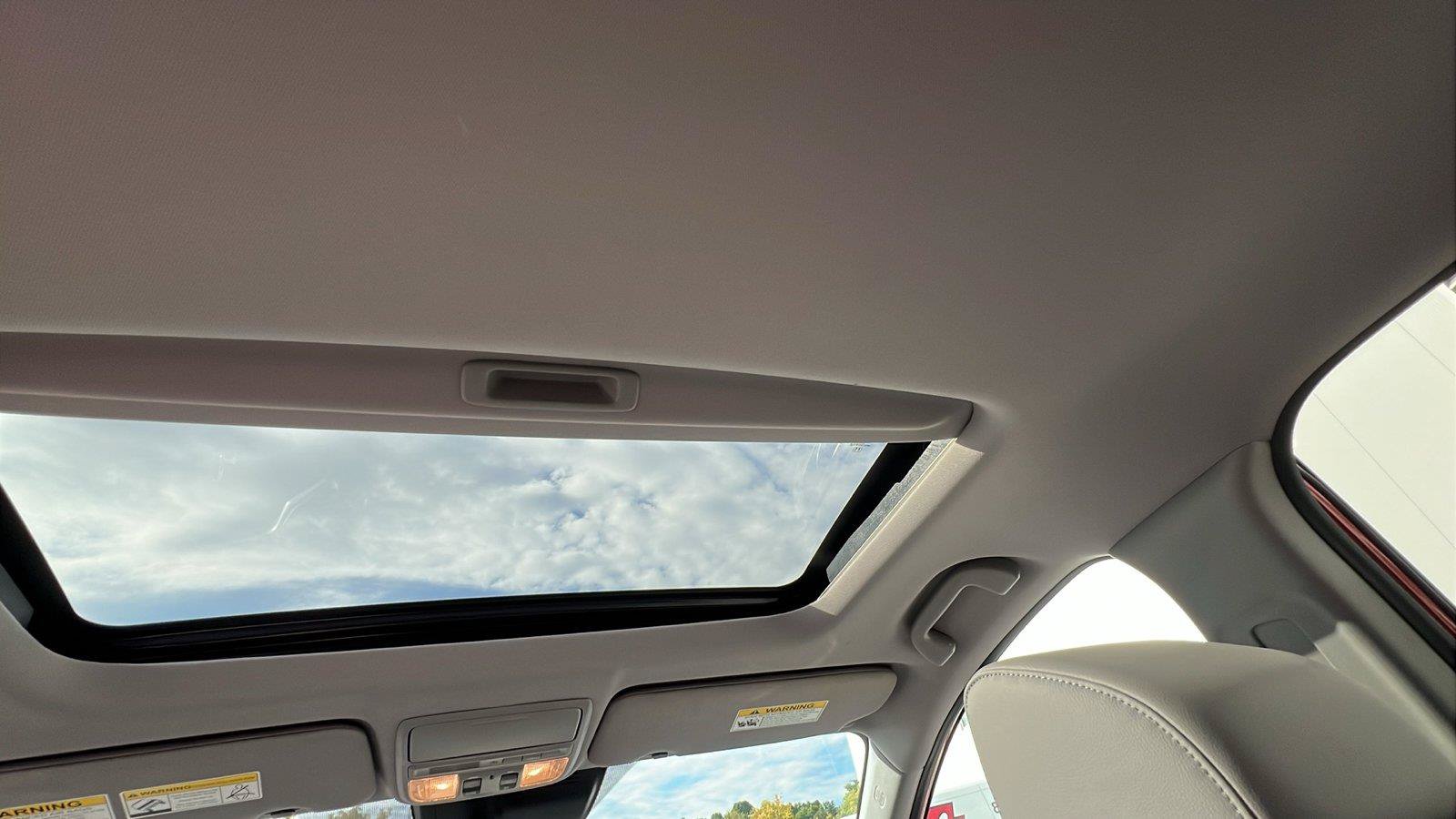 Used 2022 Honda CR-V Touring image 19